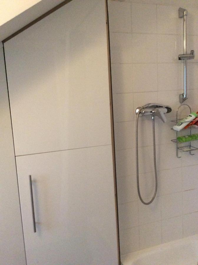 Dachstudio Mit Bad Und Terasse Köln Eksteriør bilde